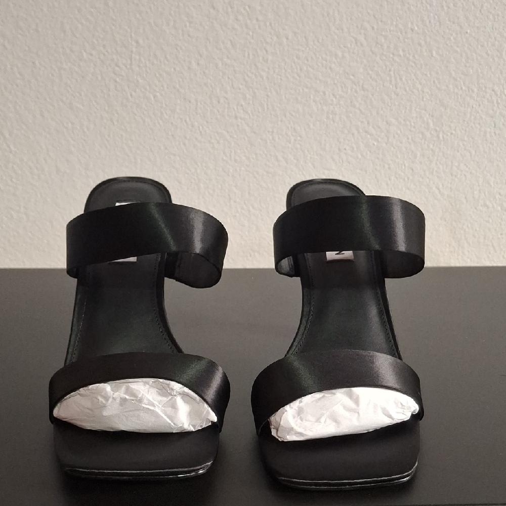 Steve Madden Elegant Black Satin Heels